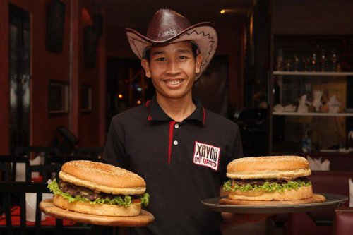 Xayoh Grill House Has True Grit