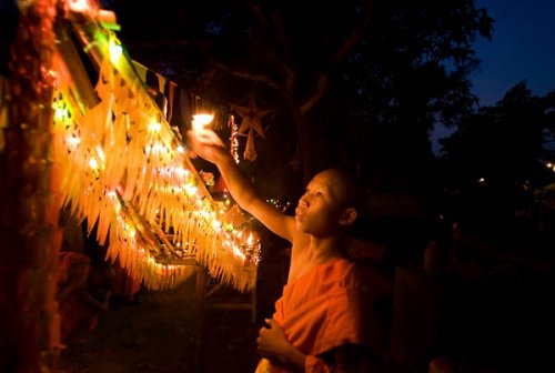 Boun Ork Phansa, the time for Buddhist festivities