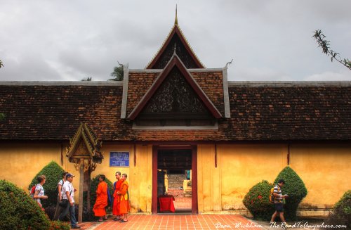 Tourist arrivals in Laos exceed forecast targets