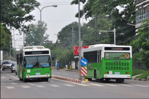 Creating Vientiane Bus Lanes Will Encourage More Passengers