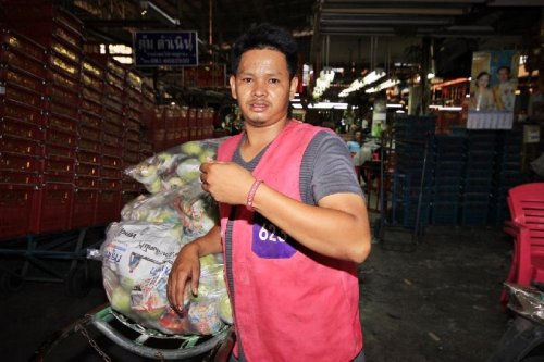Migrant Workers Instructed To Wear ID Wristbands - Thailand