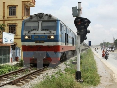 Feasibility Study Of Laos-VN Railway Line Begins