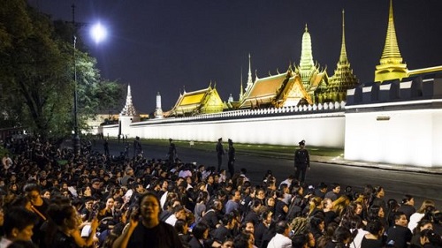 Advice For Tourists And Expats In Thailand During The Mourning Period