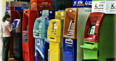 Thailand’s four largest banks have decided to waive off digital transaction fees to retain retail customers as new channels for online payments and electronic wallets are being launched in the country.