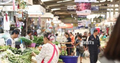 Thai Environment Minister Declares War On Plastic Bags At Markets