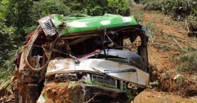 Tour Bus Plunges Into Ravine in Laos, Killing 13 Chinese Tourists
