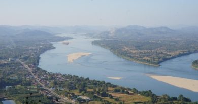 Drought, Dams Cause Mekong River in Laos to Turn Unhealthy Blue
