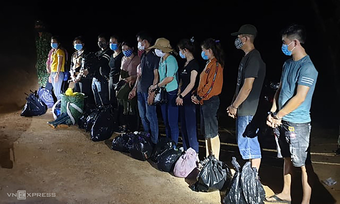 13 Vietnamese caught sneaking into Laos