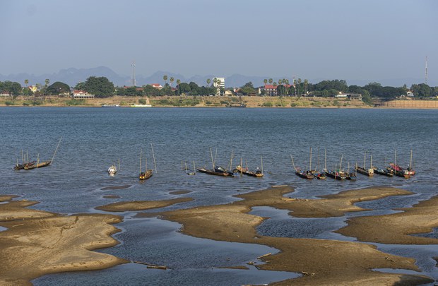 MRC Blames Mekong River’s Blue Hue on Upstream Outflow Restrictions, Decreased Rainfall