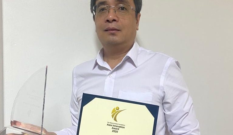 Lao Professor Wins Asia Innovation Award