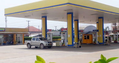 Motorists Grapple With Fuel Shortage In Vientiane