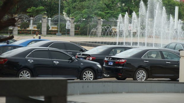 Laos Limits High-Ranking Government Officials To Only 2 State-Owned Vehicles