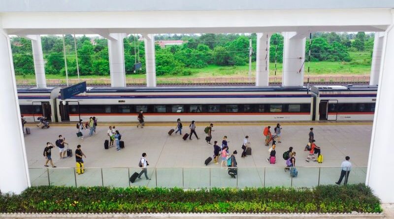 China-Laos Railway Records New High of Daily Passenger Number